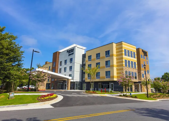 Fairfield Inn & Suites By Marriott Atlanta Woodstock