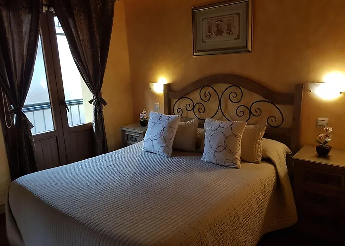 Hostal Segovia Adults Only