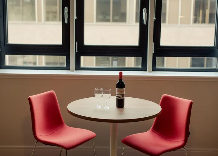 Premier Suites Plus Glasgow Bath Street