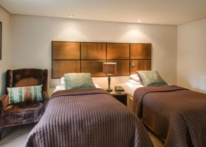 Kelso Hotels