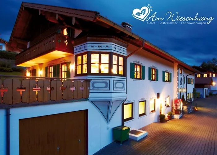 Hotel am Wiesenhang - Garni 3 Sterne Superior Bad Kohlgrub