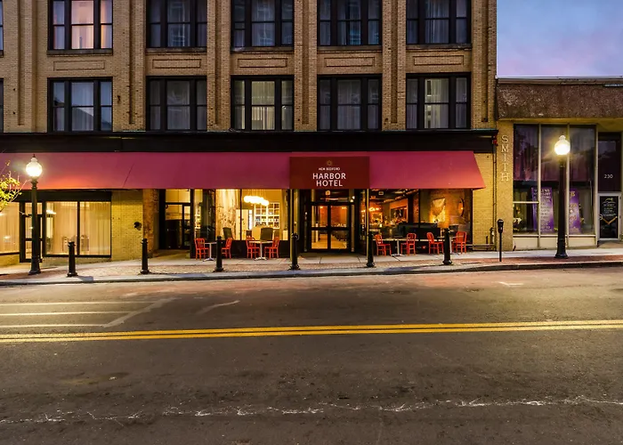 New Bedford City Center Hotels