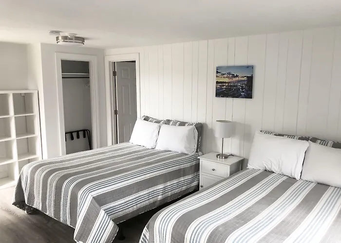 Dennisport Hotels