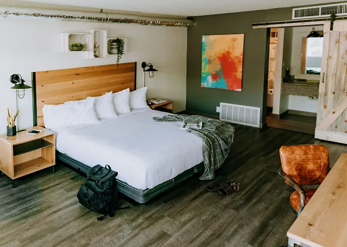 Scp Colorado Springs Hotel
