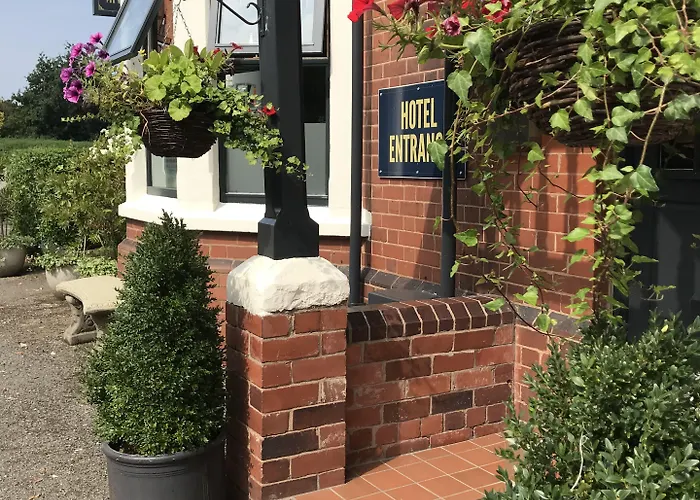 Rowton Poplars Hotel Chester
