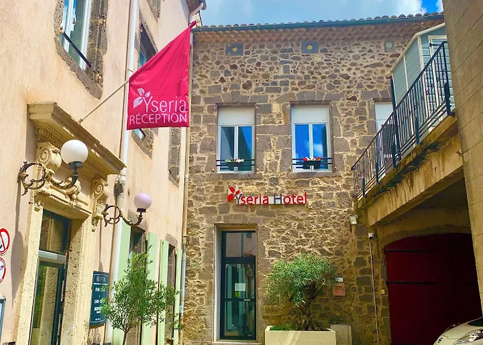 Logis Hotel Yseria - Historical Center