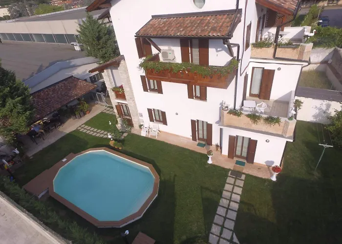 Bed and Breakfast Le Cicogne Rovereto 
