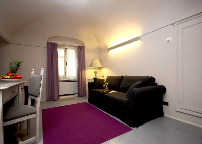Hotel Vincafè Alba 