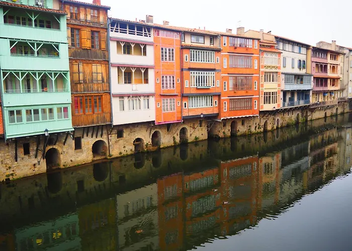 Brit Hotel Confort Castres