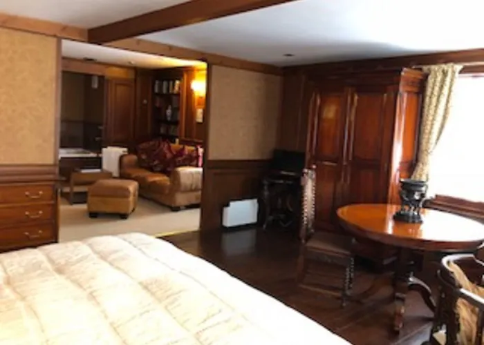 Hotels in Inveraray