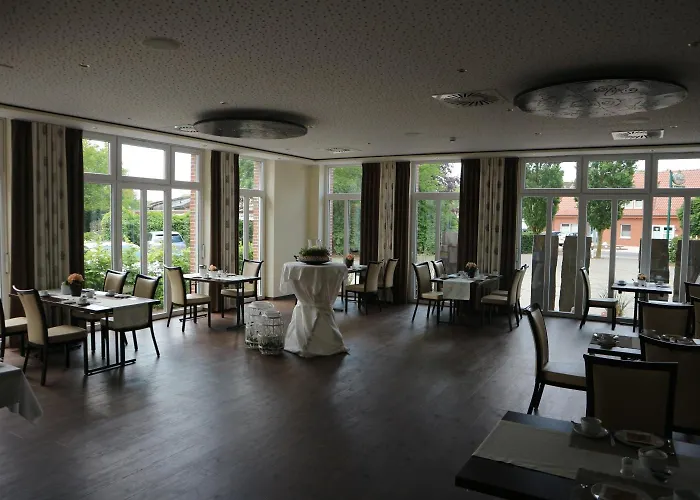 Hotels in Twist