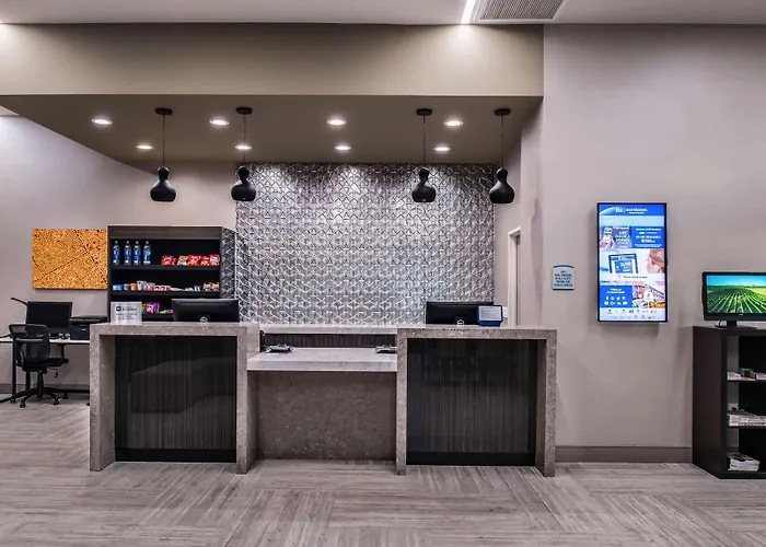 Best Western Plus Temecula Wine Country Hotel & Suites