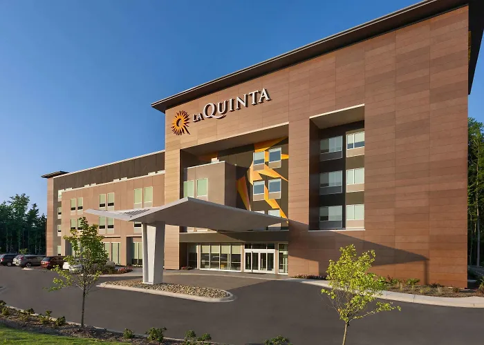 La Quinta By Wyndham Rock Hill Hotel