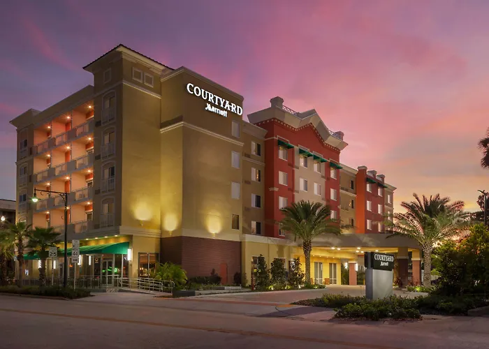 Courtyard By Marriott Deland Historic Downtown Hotel