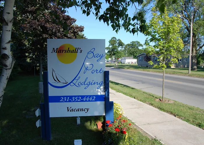 Bay Port Lodging Frankfort