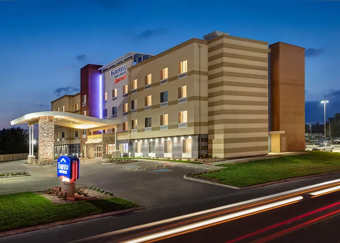 Fairfield Inn & Suites By Marriott Northfield