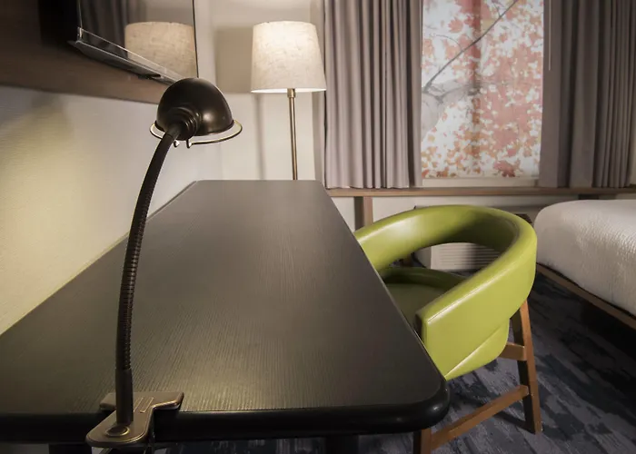 Fairfield Inn & Suites By Marriott Northfield