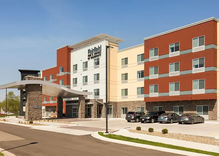 Fairfield Inn & Suites By Marriott Northfield