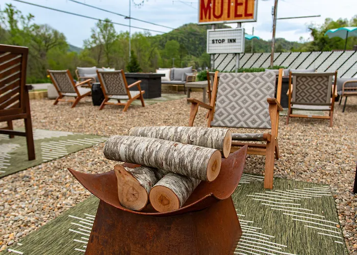 Townsend River Breeze Inn