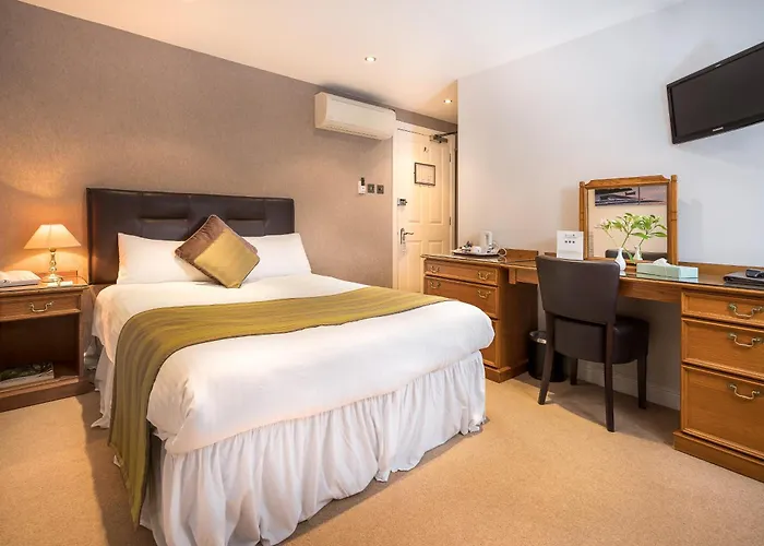 CHANNEL ISLANDS Hotels