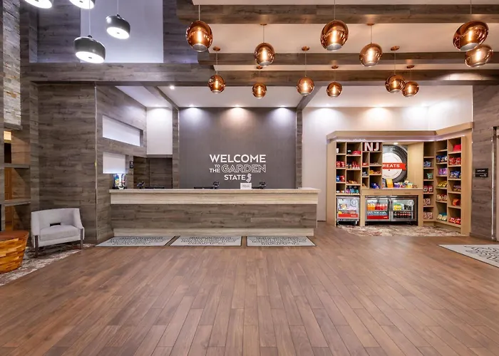 Hampton Inn & Suites By Hilton- Newark Airport Elizabeth
