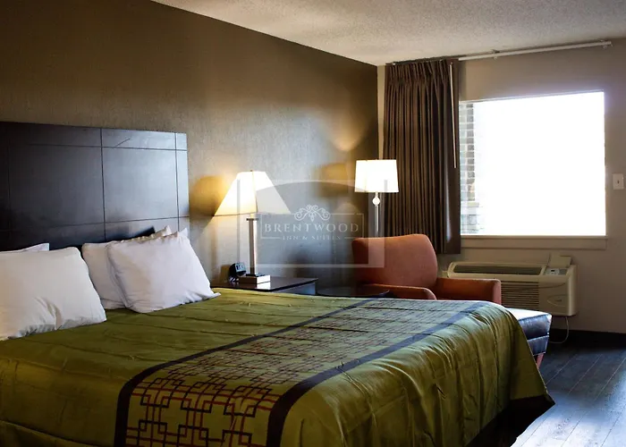 Brentwood Inn & Suites - Lynchburg