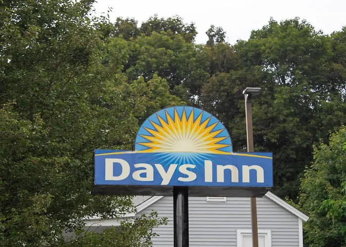 Torrington Hotels