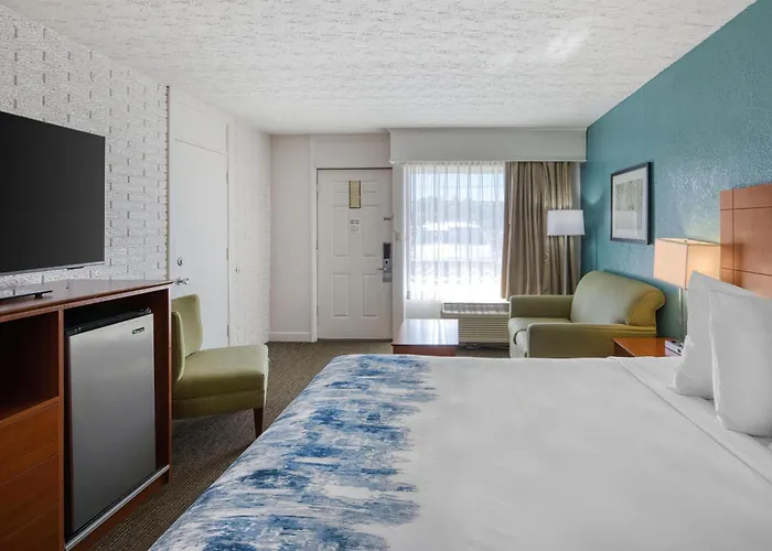 Best Western Hendersonville Inn