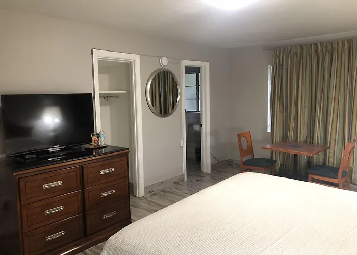 Bay Breeze Inn Bradenton Downtown