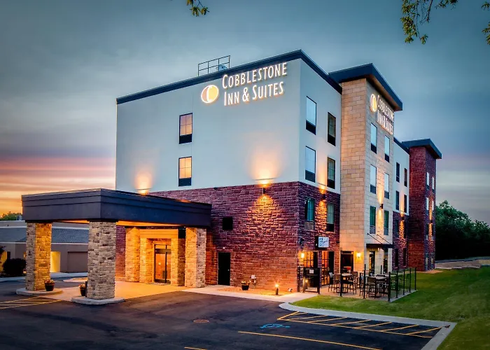 Cobblestone Inn & Suites Fairfield Bay