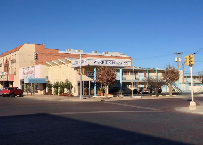 Warrick Plaza Inn
