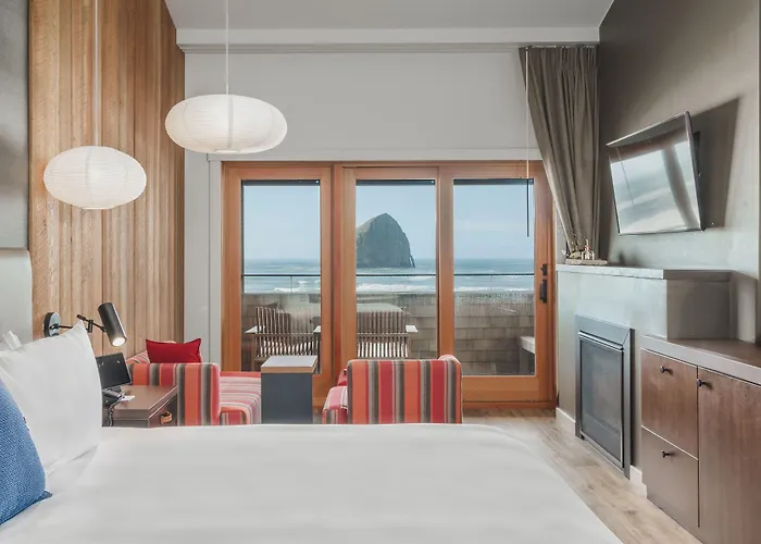 Headlands Coastal Lodge & Spa Pacific City