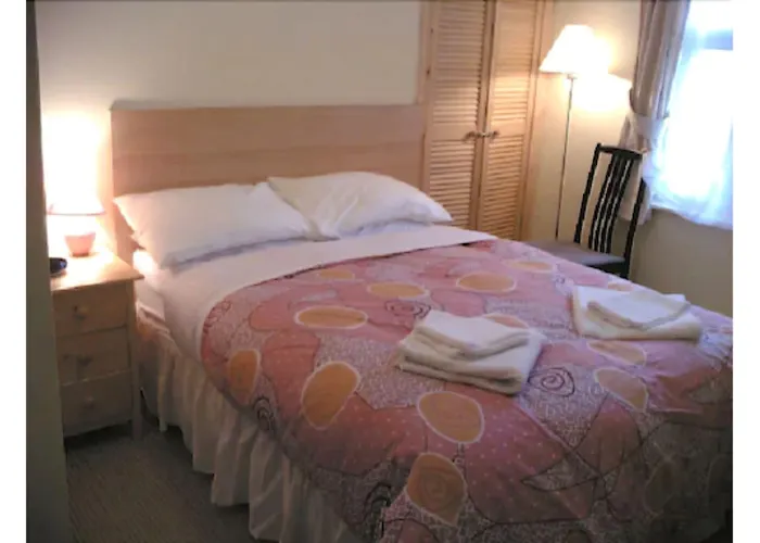 Amazon Guest House Oxford