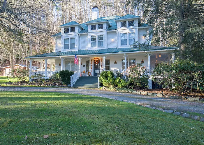 Taylor House Inn Banner Elk