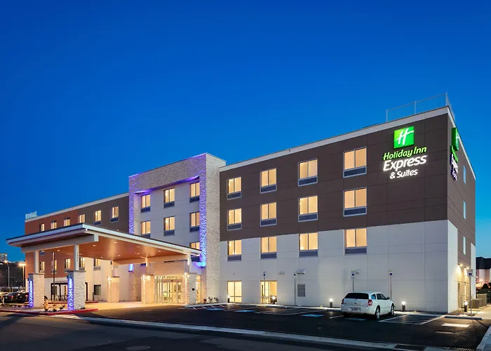 Holiday Inn Express & Suites - Medford By Ihg