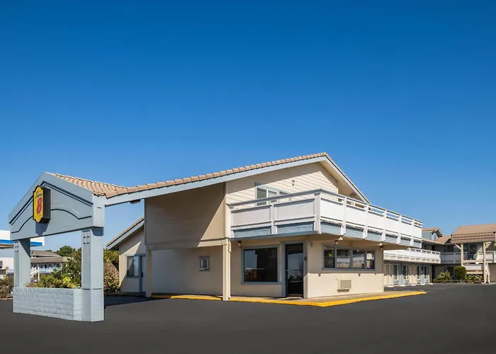 Super 8 By Wyndham Fort Bragg