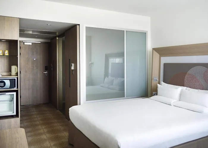 Novotel London Brentford