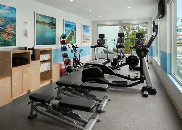 Courtyard By Marriott Nassau Downtown/Junkanoo Beach