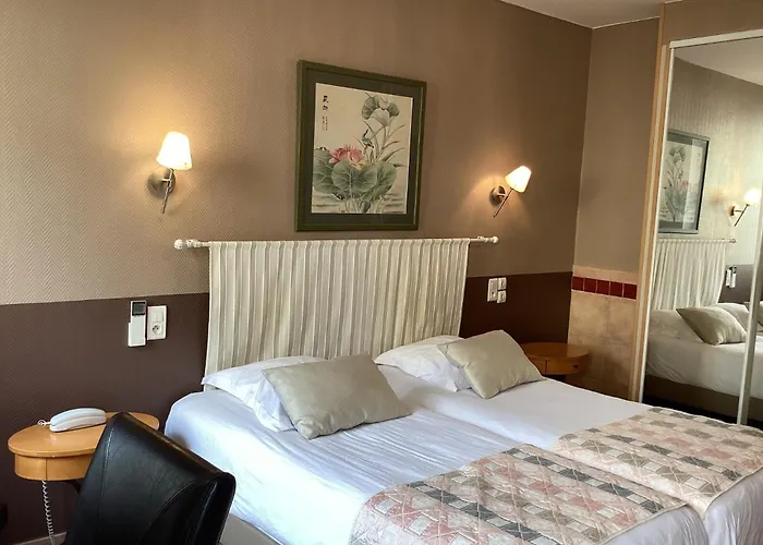 Hotels in Lodève
