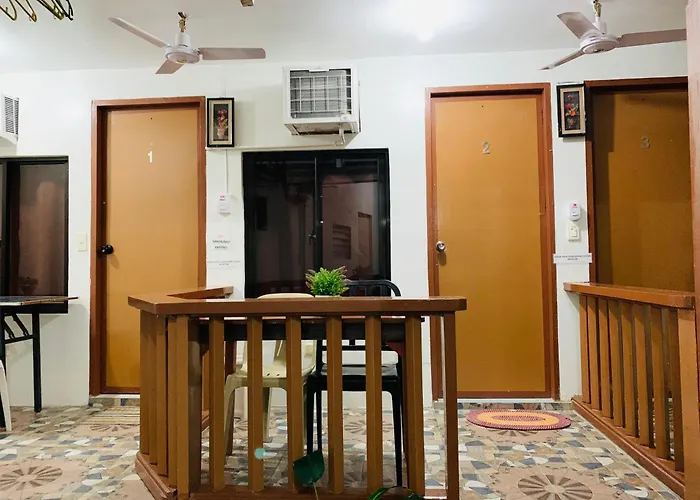 Krizma Inn El Nido