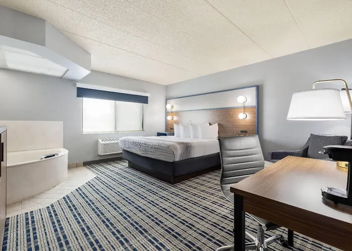Americinn By Wyndham Chamberlain Conference Center
