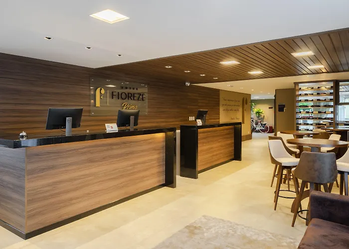 Hotel Fioreze Primo - 800M Da Rua Coberta Gramado