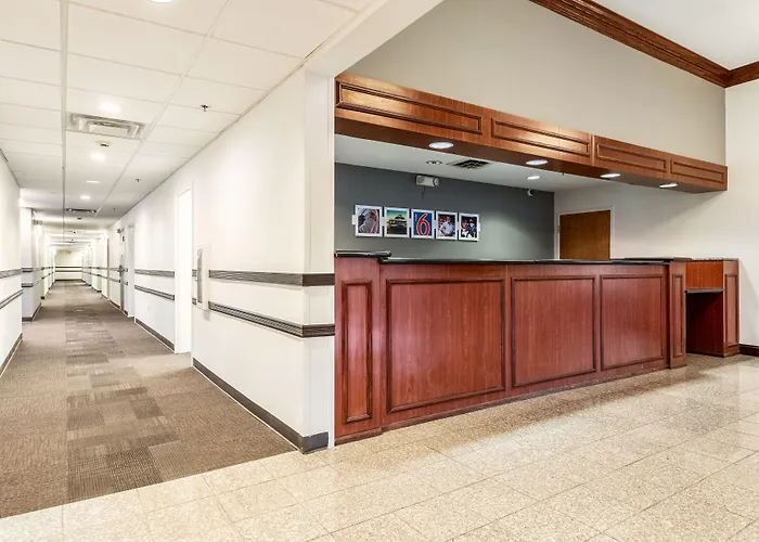 Walton Hotels