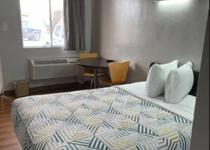 Van Horn Hotels