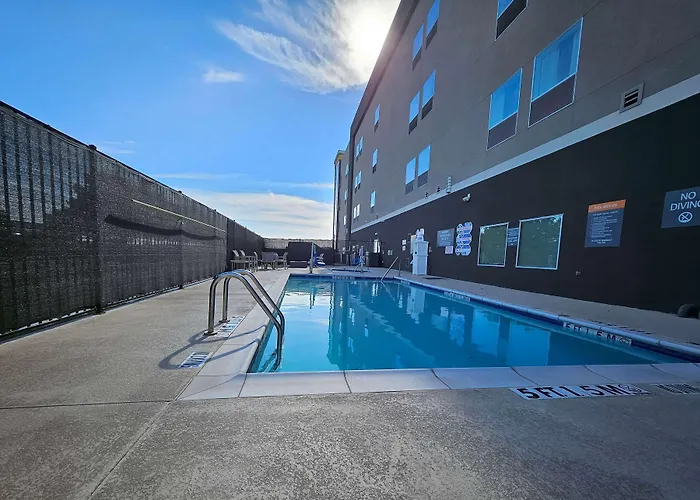 Red Oak Hotels