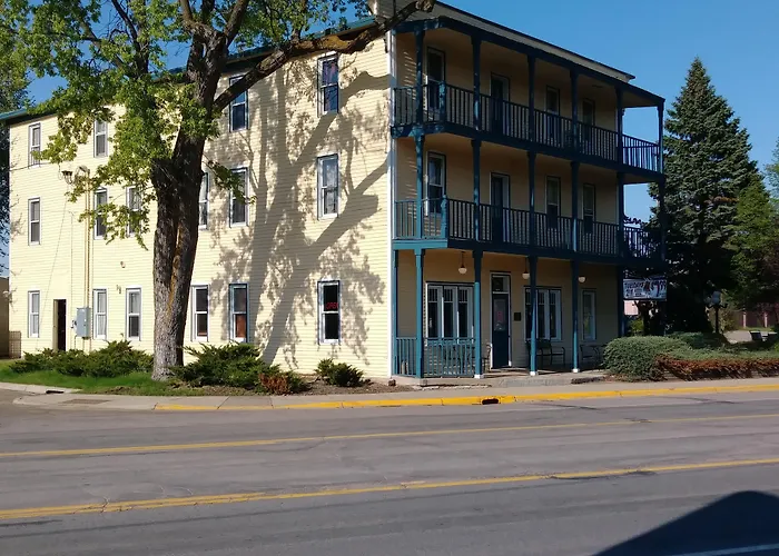 Annandale Hotels