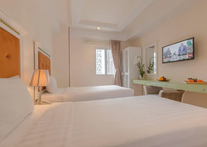 Dyn Opera Hotel
