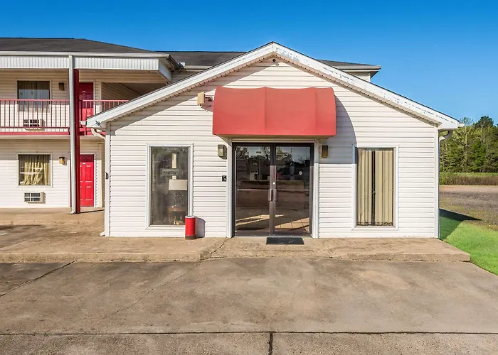 Gurdon Hotels