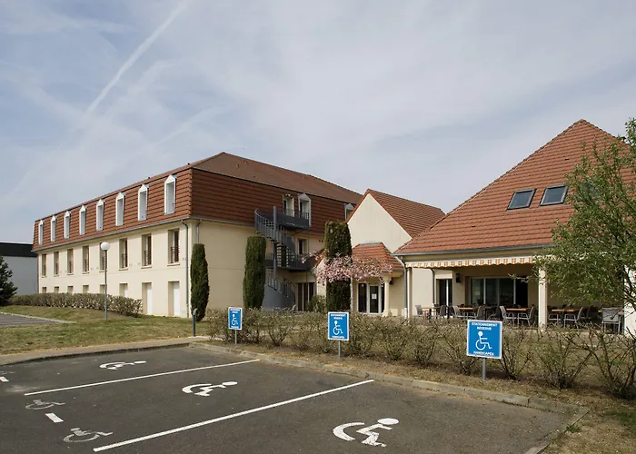 Hôtels à Épernon