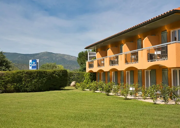 Hôtels à Prades (Pyrenees-Orientales)